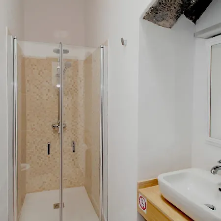 Caserio Leandro Tías