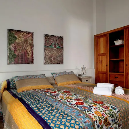 Caserio Leandro Villa Tías